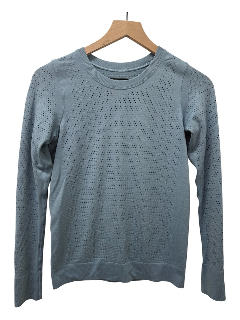 Lululemon Breeze by Long Sleeve Squad color Cascade Blue size 0